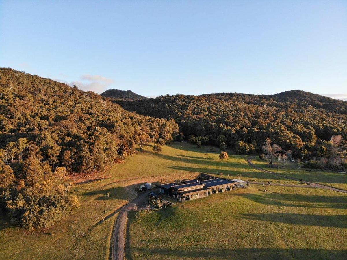 Hanging Rock Views Woodend Exterior foto